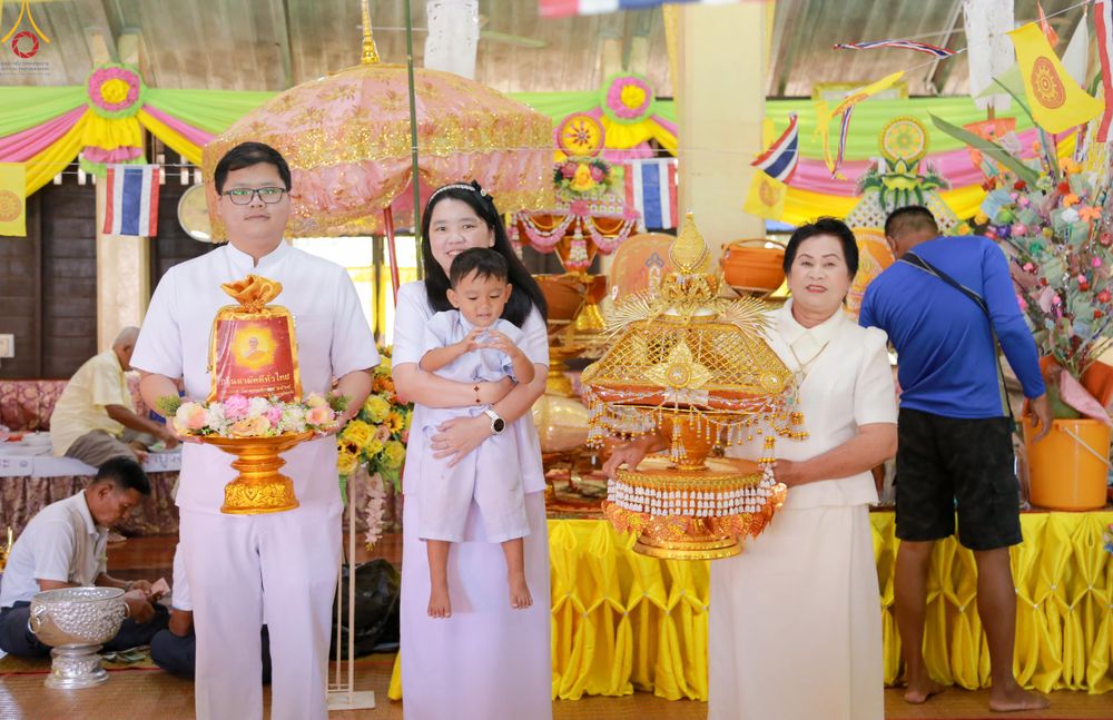 ภาพ No.283253:วันที่ 26 ตุลาคม 2568 พิธีทอดกฐินสามัคคีทั่วไทย 30,000 วัด  โดยคณะศิษยานุศิษย์ บูชาธรรม 81 ปี  หลวงพ่อธัมมชโย ณ วัดใหญ่ อ.มโนรมย์ จ.ชัยนาท