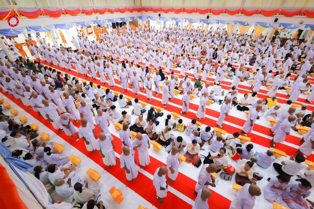 ภาพ No.281168:วันที่ 4 ธันวาคม พ.ศ. 2568 พิธีบรรพชาสามเณร ในโครงการบวชบูชาธรรมมหาปูชนียาจารย์  ณ วัดกลางพระอารามหลวง จังหวัดบุรีรัมย์