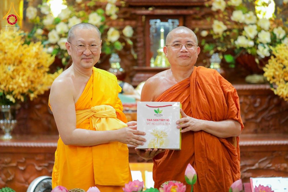ภาพ No.344536:วันที่ 8-11 สิงหาคม พ.ศ.2569 “ประเพณีเข้าพรรษา เชื่อมพระพุทธศาสนาสองแผ่นดิน” ถวายเทียนพรรษา 9 วัด ณ นครโฮจิมินห์ สาธารณรัฐสังคมนิยมเวียดนาม