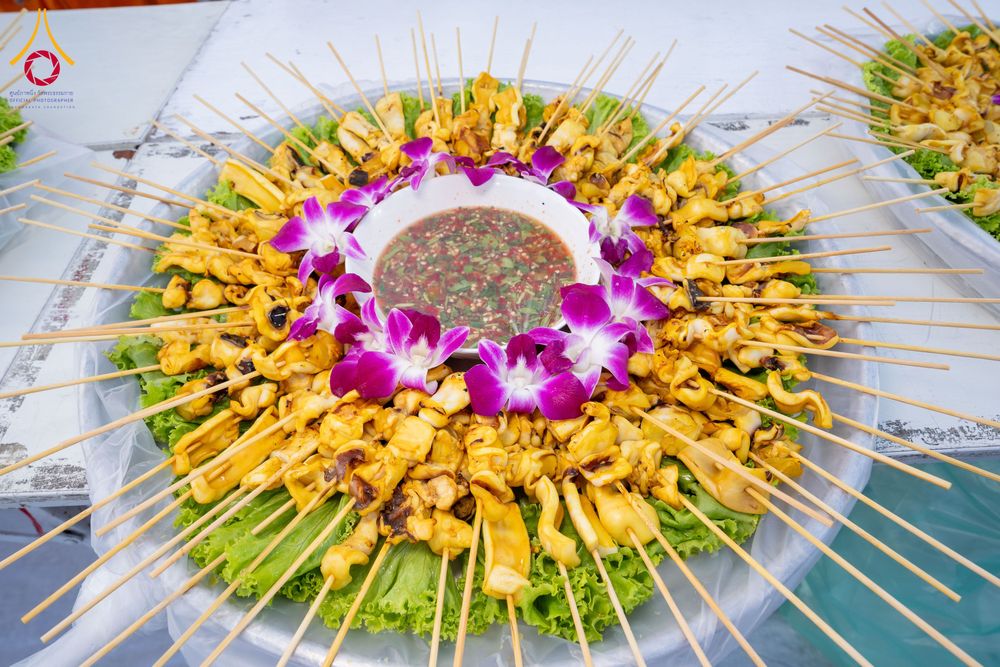 ภาพ No.291452:วันที่ 10 มกราคม พ.ศ. 2569 พิธีถวายภัตตาหารเป็นสังฆทาน แด่พระธรรมยาตรา ณ อนุสรณ์สถานคลองบางนางแท่น อ.สามพราน จ.นครปฐม ในโครงการธรรมยาตรา กตัญญูบูชา มหาปูชนียาจารย์ พระมงคลเทพมุนี(สด จนฺทสโร) พระผู้ปราบมาร อนุสรณ์สถาน 7 แห่ง ปีที่ 14