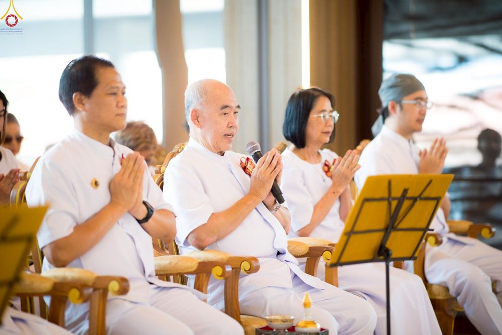 ภาพ No.249189:วันที่ 20 กันยายน พ.ศ. 2568 พิธีประดิษฐานรูปหล่อหลวงปู่วัดปากน้ำ ภาษีเจริญ ณ วิหารพระมงคลเทพมุนี (สด จนฺทสโร) ศูนย์ปฏิบัติธรรมภูเก็ต จ.ภูเก็ต