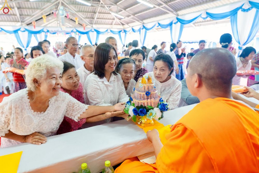 ภาพ No.258310:วันที่ 13 ตุลาคม พ.ศ. 2568 พิธีทอดกฐินสามัคคีทั่วไทย 30,000 วัด โดยคณะศิษยานุศิษย์ บูชาธรรม 81 ปี หลวงพ่อธัมมชโย ณ วัดทุ่งเจริญธรรม อ.อมก๋อย จ.เชียงใหม่