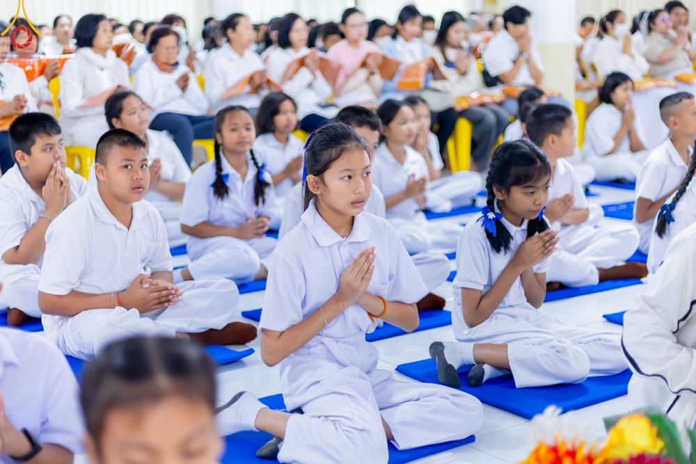 ภาพ No.195062:พิธีทอดผ้าป่าทำนุบำรุงศาสนสถาน ณ วัดไผ่โรงวัว ต.บางตาเถร อ.สองพี่น้อง จ.สุพรรณบุรี ในโครงการธรรมยาตรา กตัญญูบูชา มหาปูชนียาจารย์ พระมงคลเทพมุนี(สด จนฺทสโร) พระผู้ปราบมาร อนุสรณ์สถาน 7 แห่ง ปีที่ 13 วันที่ 13 มกราคม พ.ศ. 2568