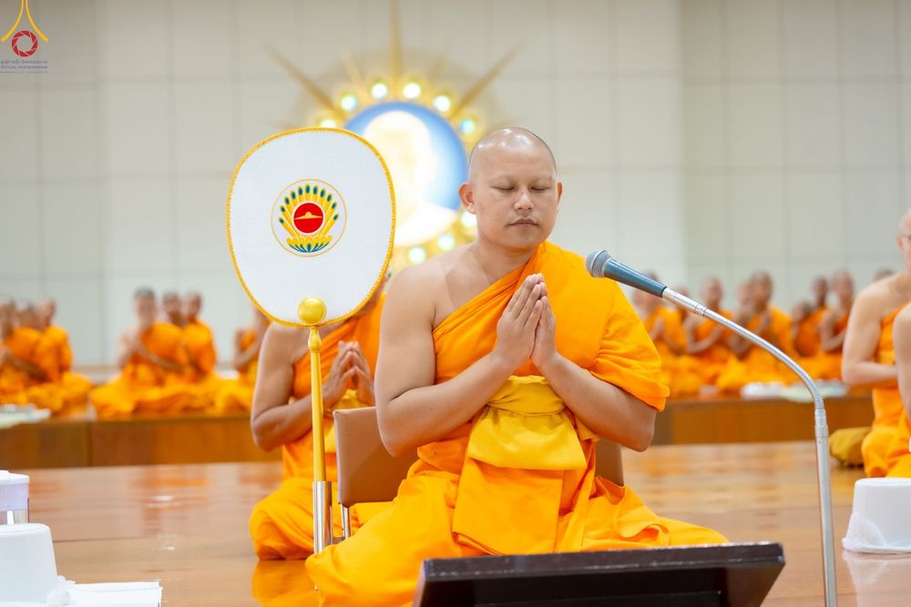 ภาพ No.136156:พิธีบุพเปตพลี ครั้งที่ 150 ร่วมอุทิศบุญให้แก่หมู่ญาติที่ล่วงลับไปแล้ว และสืบทอดอายุพระพุทธศาสนา วันอังคารที่ 7 พฤษภาคม พ.ศ. 2567 ( วันพระ แรม 14 ค่ำ เดือน 5 ) ณ หอฉันคุณยายอาจารย์ฯ วัดพระธรรมกาย