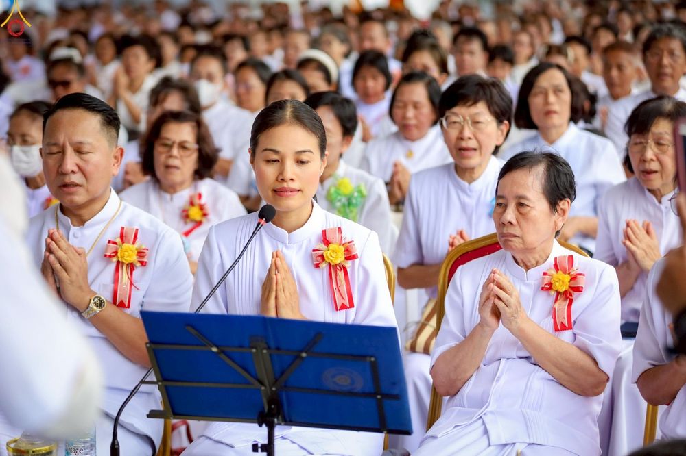 ภาพ No.272688:วันที่ 1 พฤศจิกายน พ.ศ. 2568 พิธีทอดกฐินสามัคคีทั่วไทย ณ วัดศรีวรรณวนาราม ต.คลองสาม อ.คลองหลวง จ.ปทุมธานี โดยคณะศิษยานุศิษย์ บูชาธรรม 81 ปี หลวงพ่อธัมมชโย