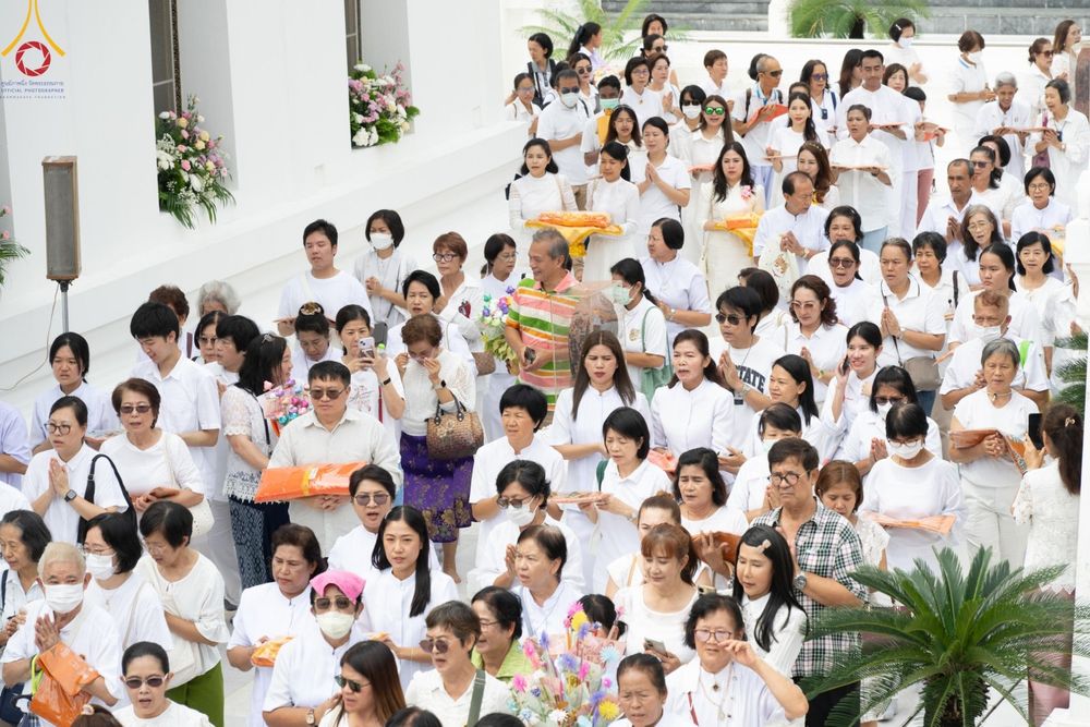 ภาพ No.162735:โครงการกฐินสามัคคีทั่วไทย 30,000 วัด บูชาธรรม 80 ปี หลวงพ่อธัมมชโย โดย คณะศิษยานุศิษย์วัดพระธรรมกาย ณ วัดโบสถ์บน จ.นนทบุรี วันที่ 19 ตุลาคม พ.ศ. 2567