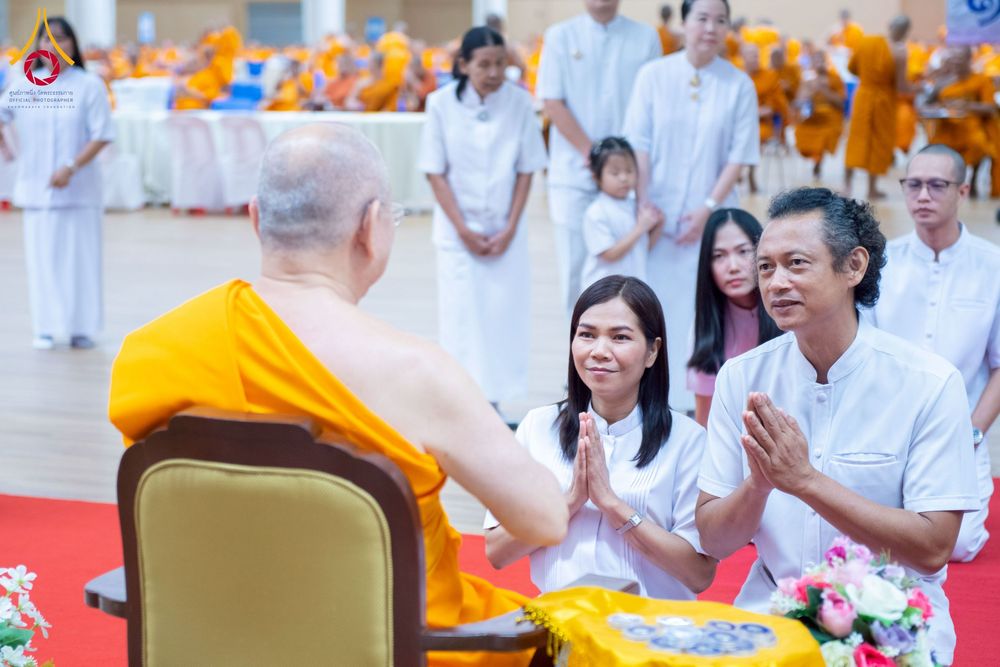 ภาพ No.267224:วันที่ 7 พฤศจิกายน พ.ศ. 2568 พิธีสอบธรรมสนามหลวง นักธรรมชั้นโท - เอก ณ สนามสอบวัดพระธรรมกาย