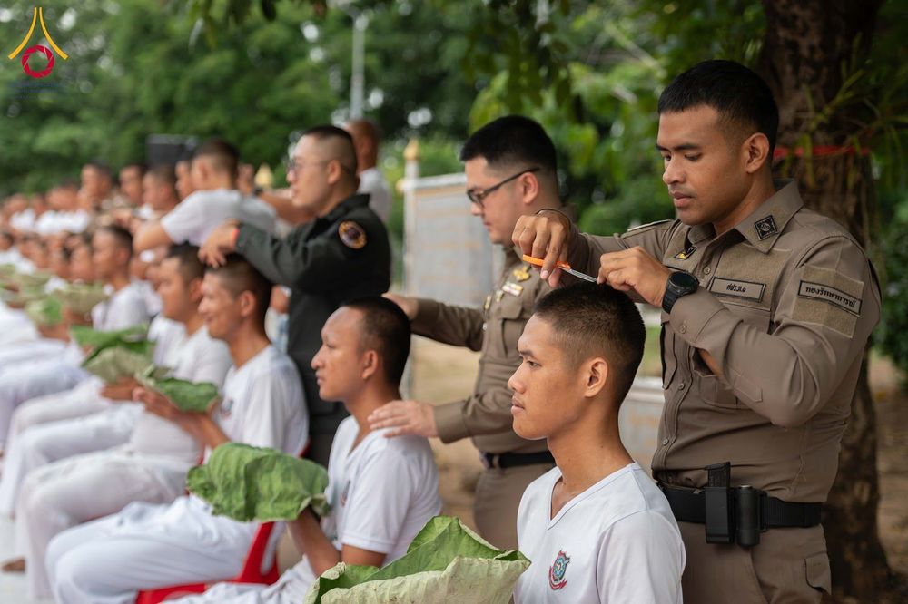 ภาพ No.349300:วันจันทร์ที่ 14 กันยายน พ.ศ.2569  พิธีตัดปอยผมนักเรียนนายสิบธรรมทายาท  "โครงการบรรพชาและพัฒนาศีลธรรม นักเรียนนายสิบตำรวจรุ่นที่ 16“  ณ ศูนย์ฝึกอบรมตำรวจภูธร ภาค 1  จ.สระบุรี