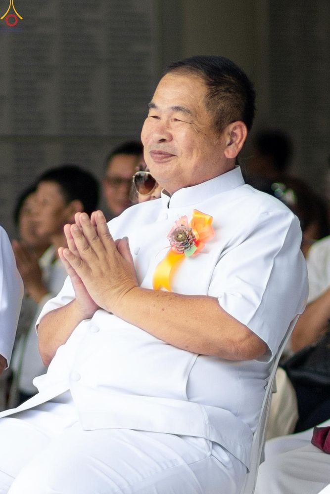 ภาพ No.330507:วันที่ 30 พฤษภาคม พ.ศ.2569 พิธีตัดปอยผมและปลงผม อุบาสกอุปสมบทอุทิศชีวิต 11 ท่าน (ภาพชุดที่ 2) ณ โบสถ์พระไตรปิฎก วัดพระธรรมกาย จังหวัดปทุมธานี