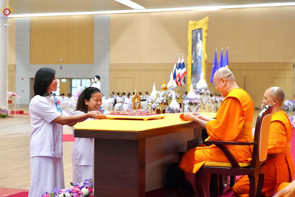 ภาพ No.311864:วันอังคารที่ 3 มีนาคม พ.ศ.2569 พิธีมอบโล่วัชรเกียรติยศ โครงการตอบปัญหาธรรมะทางก้าวหน้า ครั่งที่ 43, พิธีมอบโล่วัชรเกียรติยศ โครงการสอบตอบปัญหาศีลธรรม เพื่อสันติภาพโลก (World-Pec) ครั้งที่ 19 ณ สภาธรรมกายสากล วัดพระธรรมกาย