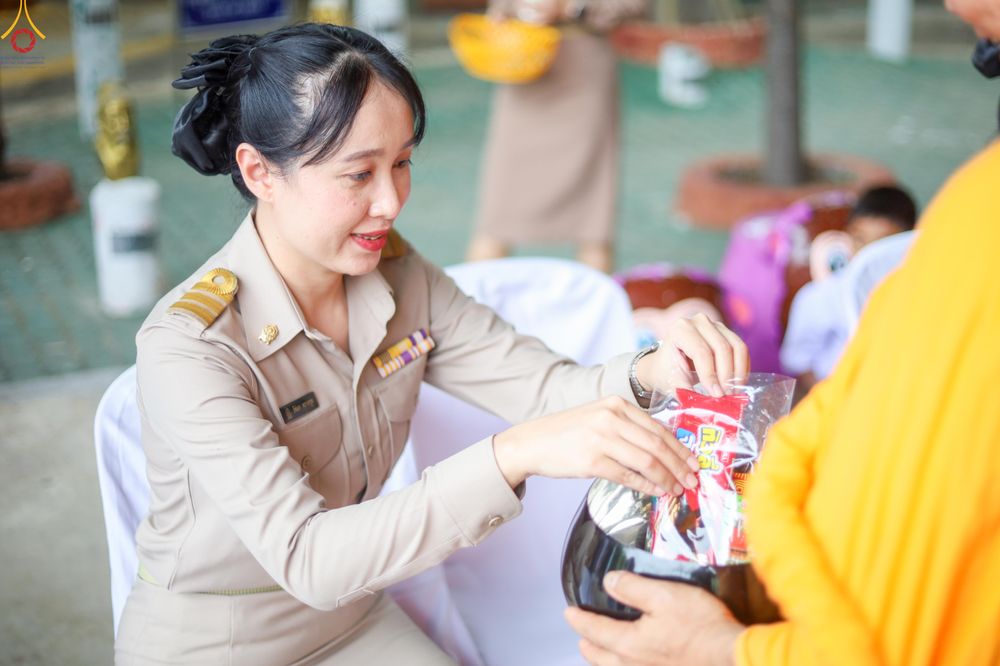 ภาพ No.333663:วันพฤหัสบดี ที่ 11 มิถุนายน พ.ศ.2569 โครงการตักบาตรปลื้มใจ" เนื่องในวันไหว้ครู  ณ โรงเรียนธนสิทธิ์อนุสรณ์ อ.บางพลี จ.สมุทรปราการ