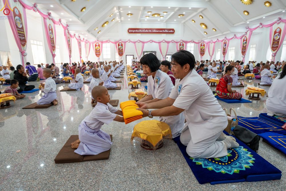 ภาพ No.317890:วันพุธที่ ๑ เมษายน พ.ศ.๒๕๖๙  โครงการบรรพชาสามเณรภาคฤดูร้อน รุ่นที่ ๓๓  ประจำปี ๒๕๖๙ บูชาธรรม ๘๒ ปี หลวงพ่อธัมมชโย  ณ วัดบ้านขุน อำเภอฮอด จังหวัดเชียงใหม่