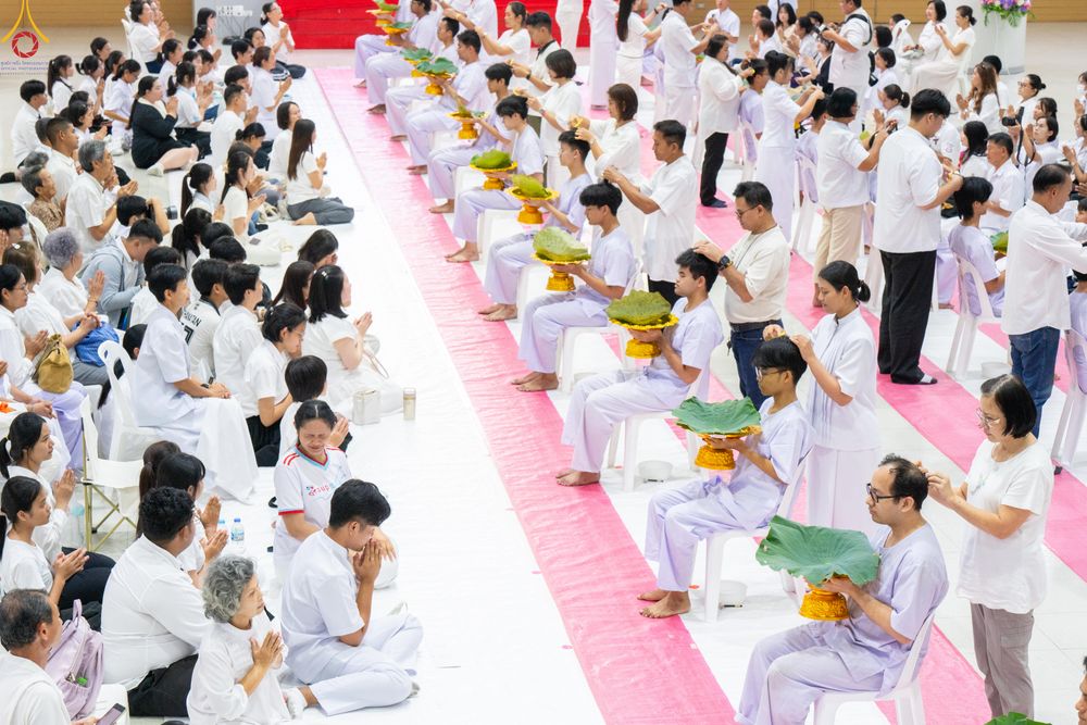 ภาพ No.319292:วันเสาร์ที่ 4 เมษายน พ.ศ.2569 พิธีปลงผมนาคธรรมทายาท โครงการอุปสมบทหมู่ธรรมทายาท ระดับอุดมศึกษา รุ่นที่ 53 ภาคฤดูร้อน ณ มหารัตนวิหารคด 13 วัดพระธรรมกาย