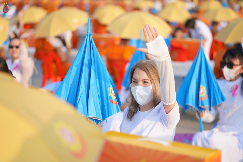 ภาพ No.324637:วันที่ 22 เมษายน พ.ศ.2569 (วันคุ้มครองโลก) บรรยากาศสาธุชน ในงานถวายมหาสังฆทาน 40,000 กว่าวัดทั่วประเทศ ณ ลานธรรม วัดพระธรรมกาย