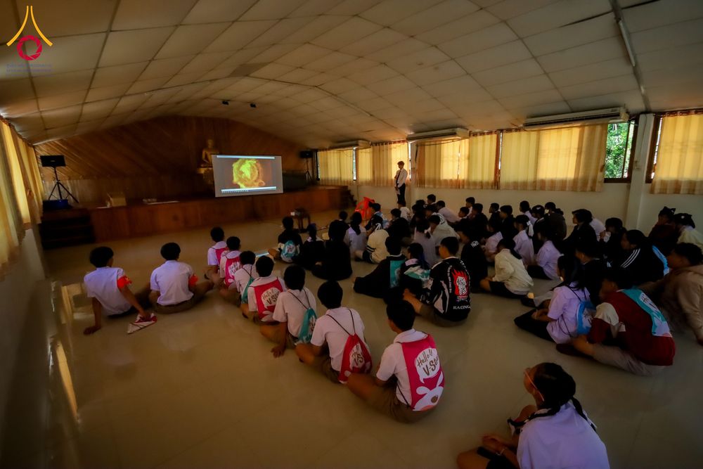 ภาพ No.285468:วันที่ 11 ธันวาคม พ.ศ. 2568  รวมพลังเด็กดี V-Star ผู้นำฟื้นฟูศีลธรรมโลก ประจำปี 2568 จังหวัดแพร่  ณ ธุดงคสถานแพร่ อำเภอวังชิ้น จังหวัดแพร่