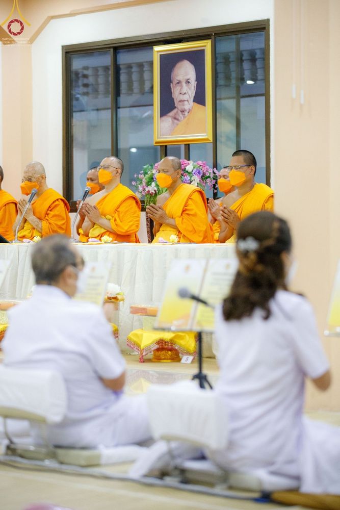 ภาพ No.72881:พิธีถวายภัตตาหารเป็นสังฆทาน แด่คณะพระธรรมยาตราฯ ในโครงการธรรมยาตรากตัญญูบูชา มหาปูชนียาจารย์ พระมงคลเทพมุนี(สด จนฺทสโร) พระผู้ปราบมาร อนุสรณ์สถาน 7 แห่ง ปีที่ 11 วันที่ 20 มกราคม พ.ศ. 2566