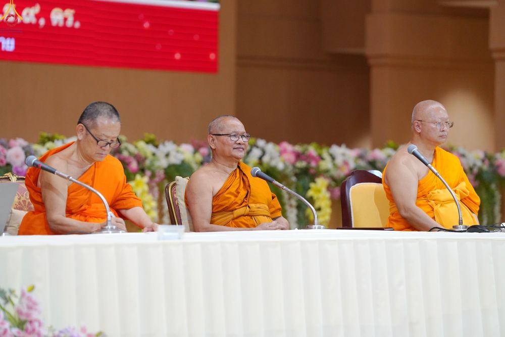 ภาพ No.323812:วันที่ 22 เมษายน พ.ศ.2569 (วันคุ้มครองโลก) งานถวายมหาสังฆทาน 40,000 กว่าวัดทั่วประเทศ สัมมนาคณะสงฆ์เพื่อความเจริญรุ่งเรืองมั่นคงแห่งพระพุทธศาสนา ณ วัดพระธรรมกาย