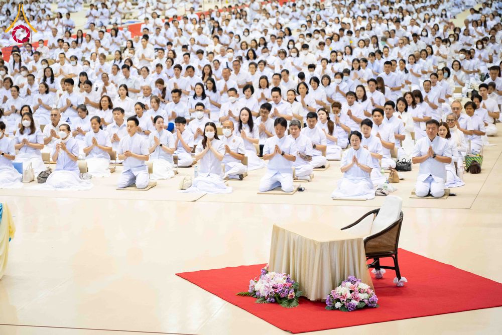 ภาพ No.308313:วันที่ 1  กุมภาพันธ์ พ.ศ. 2569 พิธีบูชาข้าวพระอาทิตย์ต้นเดือน ณ สภาธรรมกายสากล วัดพระธรรมกาย