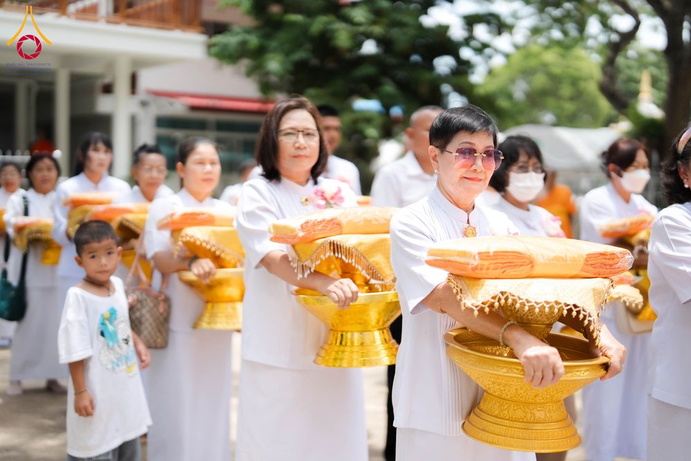 ภาพ No.341322:วันอาทิตย์ที่ 26 กรกฎาคม พ.ศ. 2569 ​โครงการอุปสมบทหมู่บูชาธรรมมหาปูชนียาจารย์ รุ่นที่ ๑ วัดกลางธนรินทร์ ต.บ้านแป้ง อ.พรหมบุรี จ.สิงห์บุรี