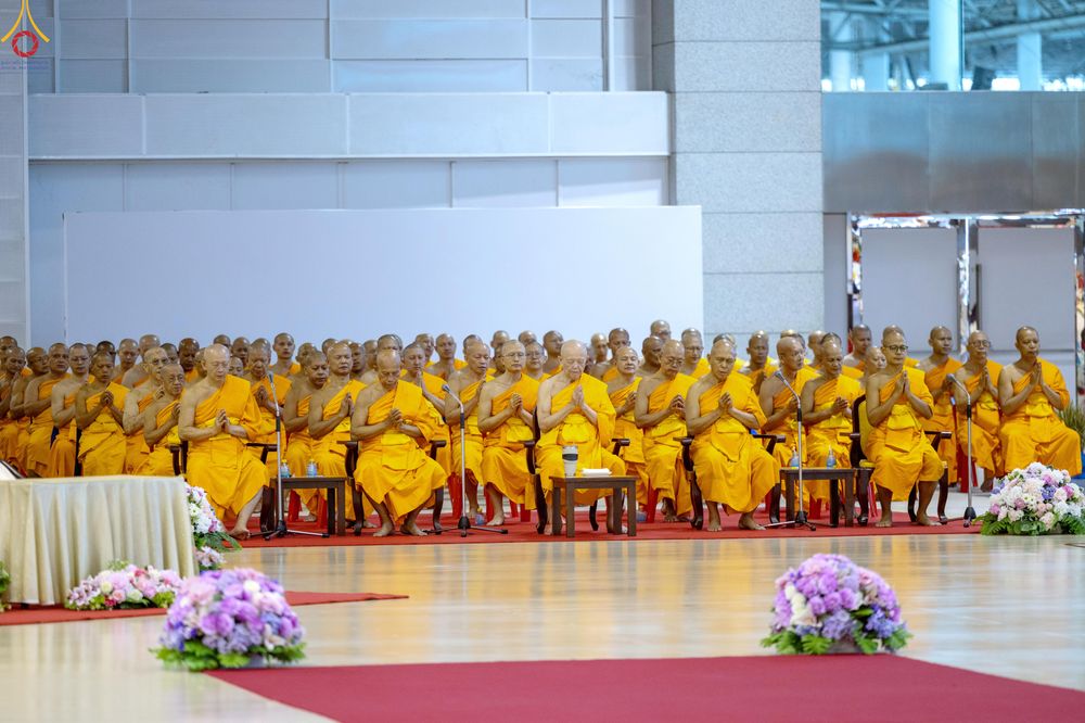 ภาพ No.328082:วันอาทิตย์ต้นเดือนที่ 3 พฤษภาคม พ.ศ.2569 พิธีบูชาข้าวพระ ณ วัดพระธรรมกาย