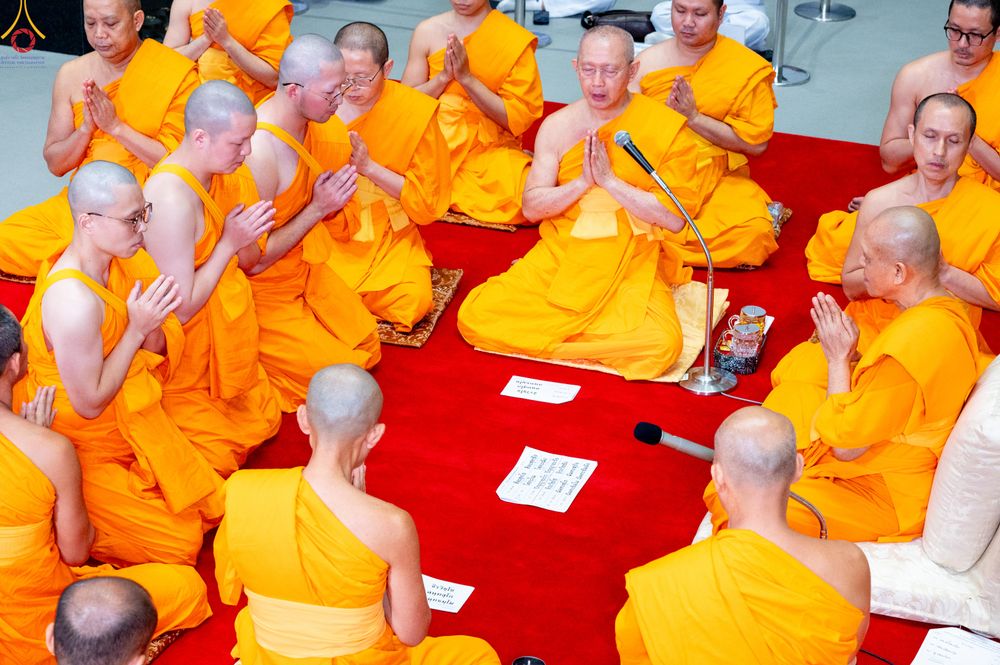 ภาพ No.338877:วันที่ 11 กรกฎาคม พศ.2569 พิธีบรรพชาอุปสมบท โครงการอุปสมบทหมู่ธรรมทายาทนานาชาติ  IDOP รุ่นที่ 21 (ภาษาจีน)  จากประเทศจีน มาเลเซีย สิงคโปร์ และไต้หวัน , โครงการบรรพชาสามเณรโรงเรียนนานาชาติ รุ่นที่ 15