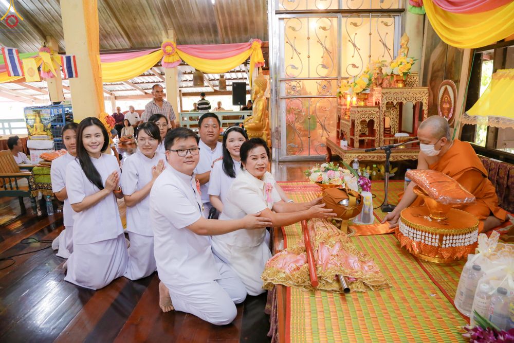 ภาพ No.283261:วันที่ 26 ตุลาคม 2568 พิธีทอดกฐินสามัคคีทั่วไทย 30,000 วัด  โดยคณะศิษยานุศิษย์ บูชาธรรม 81 ปี  หลวงพ่อธัมมชโย ณ วัดใหญ่ อ.มโนรมย์ จ.ชัยนาท