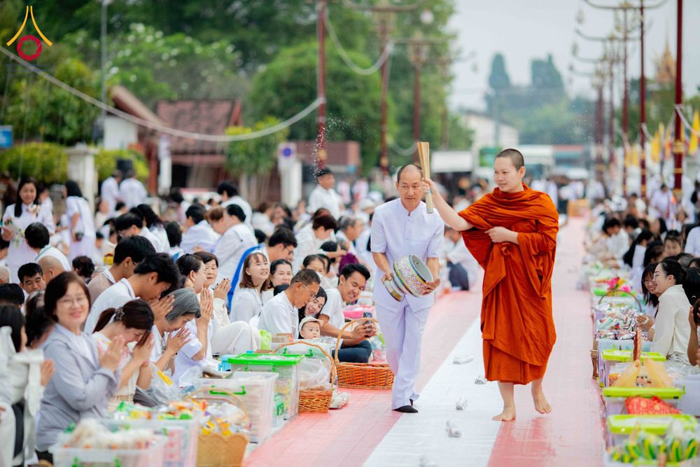 ภาพ No.310820:วันอาทิตย์ที่ 22 กุมภาพันธ์ พ.ศ. 2569 พิธีตักบาตรเเด่คณะพระภิกษุสงฆ์ 1,111 รูป จังหวัดน่าน หนึ่งในโครงการตักบาตรพระ 2,000,000 รูป 77 จังหวัดทั่วไทย ในวาระอันเป็นมงคลยิ่ง ครบรอบ 744 ปี นครน่าน สืบสานศรัทธา ทำบุญใหญ่ของเมืองน่าน ณ ข่วงเมือง วัดภูมินทร์ อำเ