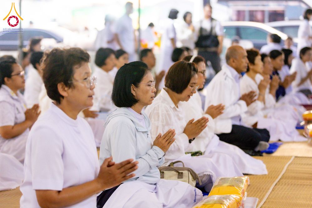 ภาพ No.289824:วันที่ 8 มกราคม พ.ศ. 2569 พิธีถวายภัตตาหารเป็นสังฆทาน แด่พระธรรมยาตรา ณ อนุสรณ์สถานคลองบางนางแท่น อ.สามพราน จ.นครปฐม ในโครงการธรรมยาตรา กตัญญูบูชา มหาปูชนียาจารย์ พระมงคลเทพมุนี(สด จนฺทสโร) พระผู้ปราบมาร อนุสรณ์สถาน 7 แห่ง ปีที่ 14