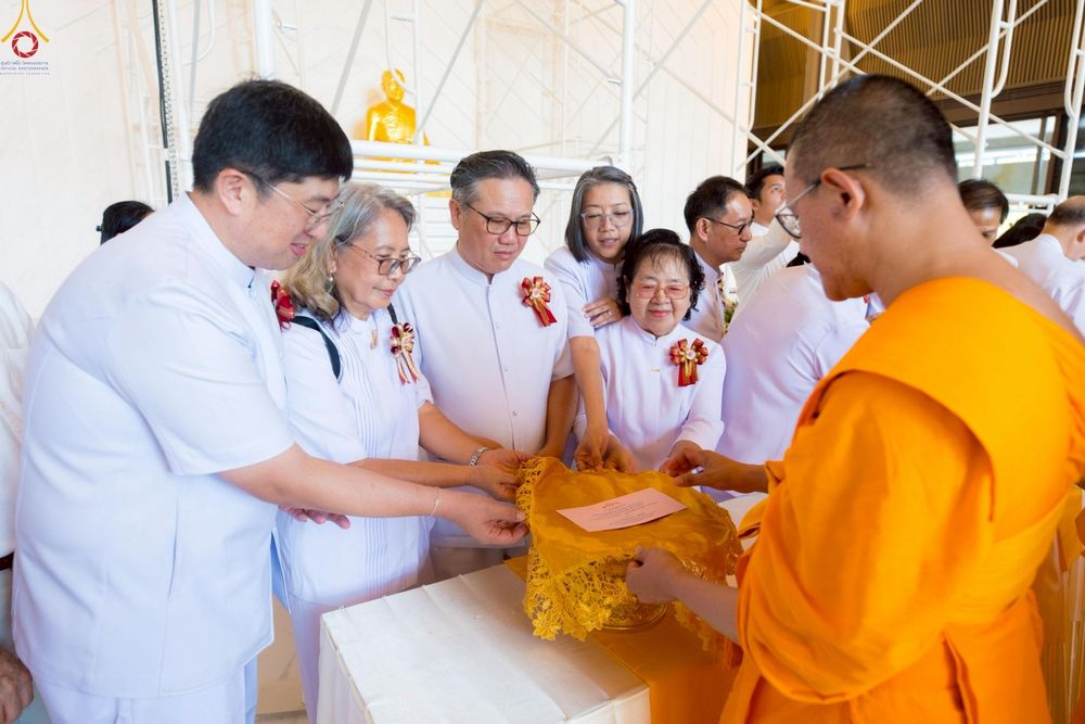 ภาพ No.249255:วันที่ 20 กันยายน พ.ศ. 2568 พิธีประดิษฐานรูปหล่อหลวงปู่วัดปากน้ำ ภาษีเจริญ ณ วิหารพระมงคลเทพมุนี (สด จนฺทสโร) ศูนย์ปฏิบัติธรรมภูเก็ต จ.ภูเก็ต