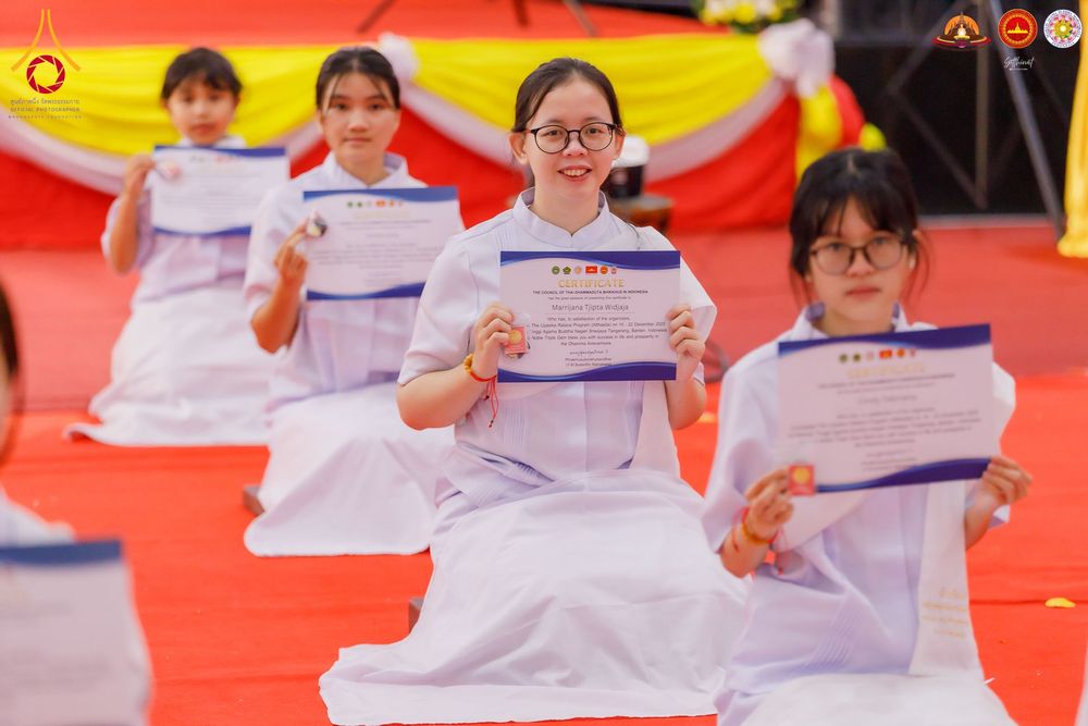 ภาพ No.282150:วันที่ 22 ธันวาคม พ.ศ.2568 พิธีปิดโครงการอบรมอุบาสิการุ่นที่ 1 อินโดนีเซีย