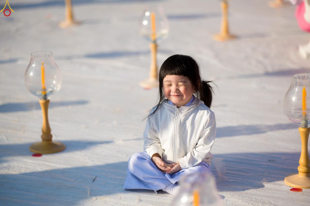 ภาพ No.291996:วันที่ 10 มกราคม พ.ศ. 2569 พิธีจุดประทีปถวายเป็นพุทธบูชา และบูชาธรรมมหาปูชนียาจารย์  ณ อนุสรณ์สถานคลองบางนางแท่น อ.สามพราน จ.นครปฐม ในโครงการธรรมยาตรา กตัญญูบูชา มหาปูชนียาจารย์ พระมงคลเทพมุนี(สด จนฺทสโร) พระผู้ปราบมาร อนุสรณ์สถาน 7 แห่ง ปีที่ 14