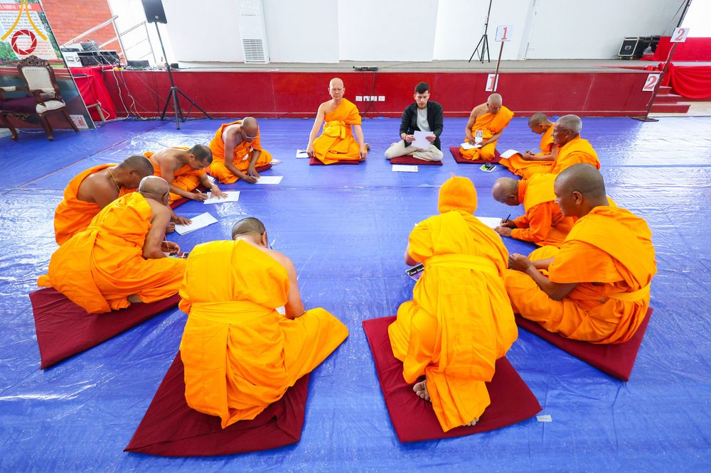 ภาพ No.315275:​วันอาทิตย์ที่ 22 มีนาคม พ.ศ.2569 สามเณรธรรมทายาทเนปาล 500 รูป ฟังธรรม สวดมนต์ ปฏิบัติธรรมร่วมกัน  ณ International Assembly and Meditation Hall Lumbini