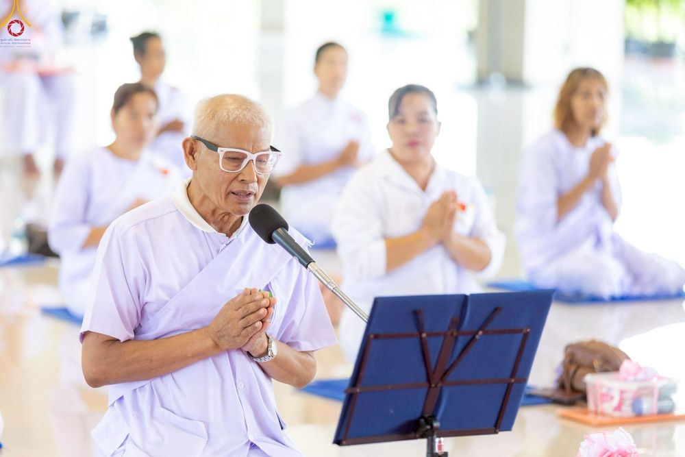 ภาพ No.246769:วันที่ 16-18 กันยายน พ.ศ. 2568 โครงการอบรมอุบาสกแก้วอุบาสิกาแก้ว รุ่นที่ 2 ณ ธุดงคสถานพิษณุโลก