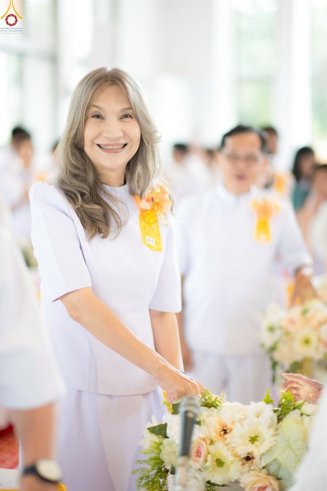 ภาพ No.239437:วันอาทิตย์ที่ 17 สิงหาคม พ.ศ. 2568 พิธีกดปุ่มอัญเชิญรูปเหมือน พระมงคลเทพมุนี (สด จันทสโร)  ณ มหาวิหารแก้วพระมงคลเทพมุนี  ศูนย์ปฏิบัติธรรมแก้วเมืองเลย