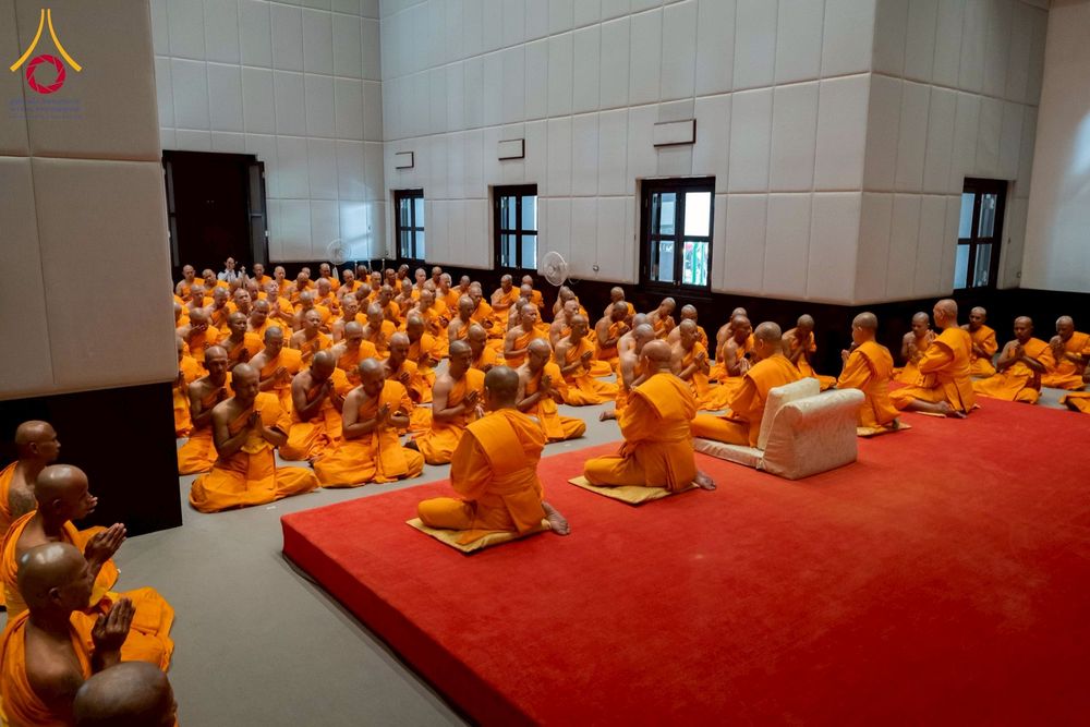 ภาพ No.277772:วันเสาร์ที่ 6 ธันวาคม พ.ศ. 2568 พิธีบรรพชาอุปสมบทและพิธีถวายบาตร โครงการอุปสมบทบูชาธรรมมหาปูชนียาจารย์ ประจำปี พ.ศ.2568 โครงการบวชพระนานาชาติ AEC และ WAB รุ่น CEO (นักบริหาร) รุ่นที่ 5 ณ มหาธรรมกายเจดีย์ วัดพระธรรมกาย