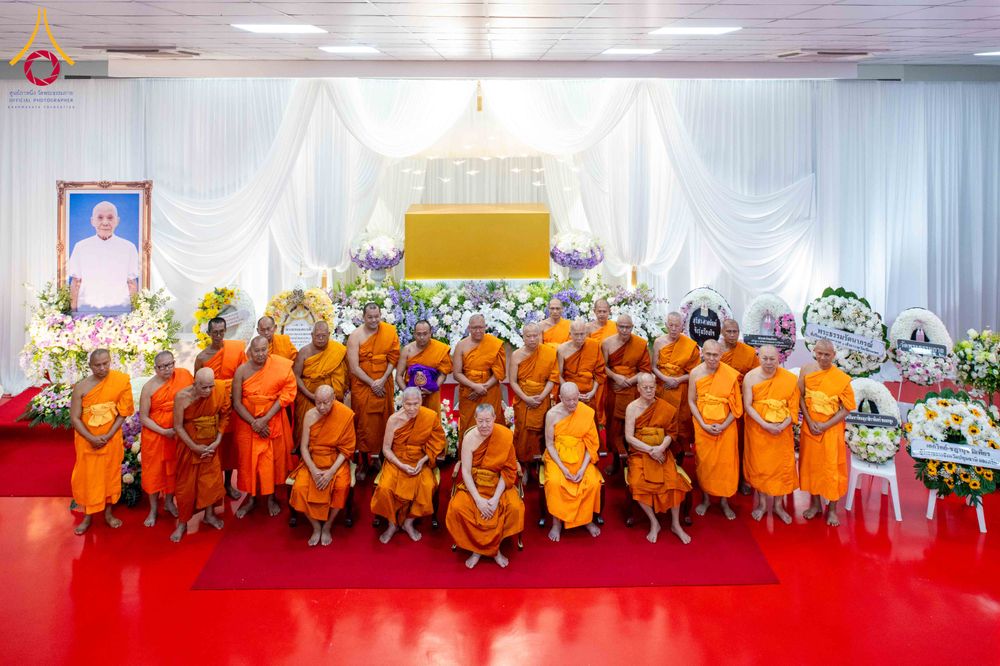 ภาพ No.315185:วันจันทร์ที่ 23 มีนาคม พ.ศ. 2569 พิธีบำเพ็ญกุศล คุณพ่อณรงค์ จินตมากุล  สิริอายุ 99 ปี 11 เดือน โยมบิดา พระครูปลัดรัตนวีรวัฒน์ (รังสฤษดิ์ อิทฺธิจินตโก) ที่ปรึกษาเจ้าคณะจังหวัดปทุมธานี เจ้าอาวาสวัดพระธรรมกาย  ณ ห้องปลูกศรัทธา 2 วัดพระธรรมกาย ปทุมธานี