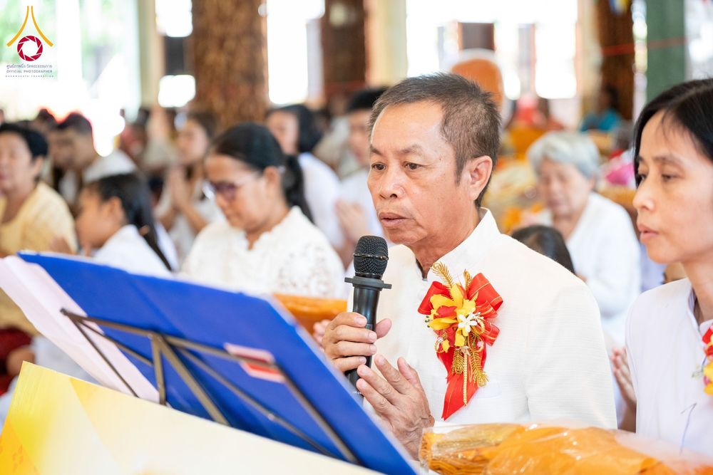 ภาพ No.172569:พิธีทอดกฐิน วัดศรีบุญเรือง จ.สกลนคร ในโครงการกฐินสามัคคีทั่วไทย 30,000 วัด บูชาธรรม 80 ปี หลวงพ่อธัมมชโย โดยคณะศิษยานุศิษย์วัดพระธรรมกาย วันที่ 25 ตุลาคม พ.ศ. 2567