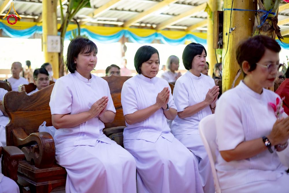 ภาพ No.275460:วันที่ 5 พฤศจิกายน พ.ศ. 2568 พิธีทอดกฐินสามัคคีทั่วไทย ณ วัดสระด่าน ต.หนองสาหร่าย อ.ดอนเจดีย์ จ.สุพรรณบุรี โดยคณะศิษยานุศิษย์ บูชาธรรม 81 ปี หลวงพ่อธัมมชโย