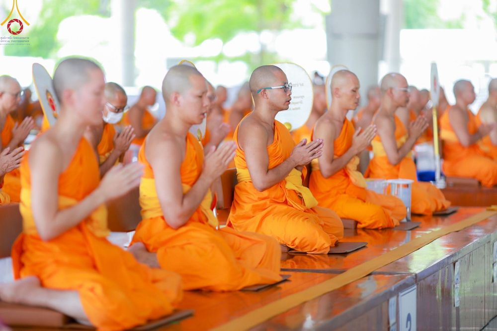 ภาพ No.140040:พิธีบุพเปตพลี ครั้งที่ 151 ร่วมอุทิศบุญกุศลแด่หมู่ญาติที่ล่วงลับไปแล้ว และสืบทอดอายุพระพุทธศาสนา วันพฤหัสบดีที่ 6 มิถุนายน พ.ศ. 2567 (วันพระ แรม 15 ค่ำ เดือน 6) ณ หอฉันคุณยายอาจารย์ วัดพระธรรมกาย