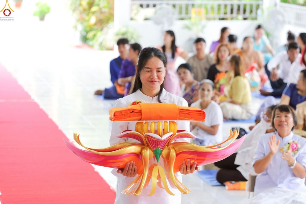 ภาพ No.255942:วันที่ 15 ตุลาคม พ.ศ. 2568 พิธีทอดกฐินสามัคคีทั่วไทย 30,000 วัด โดยคณะศิษยานุศิษย์ บูชาธรรม 81 ปี หลวงพ่อธัมมชโย ณ ศูนย์ปฏิบัติธรรมชุมพร ต.ดอนยาง อ.ปะทิว จ.ชุมพร