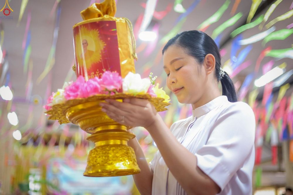 ภาพ No.251931:วันที่ 10 ตุลาคม พ.ศ. 2568 พิธีทอดกฐินสามัคคีทั่วไทย 30,000 วัด โดยคณะศิษยานุศิษย์ บูชาธรรม 81 ปี หลวงพ่อธัมมชโย  ร่วมกับ มหาวิทยาลัยนเรศวร  ณ วัดศรีรัตนาราม(จูงนาง) ต.ท่าทอง อ.เมือง จ.พิษณุโลก