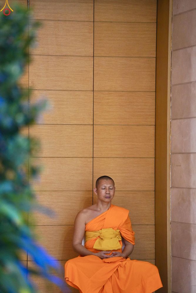 ภาพ No.323622:วันที่ 22 เมษายน พ.ศ.2569(วันคุ้มครองโลก) งานถวายมหาสังฆทาน 40,000 กว่าวัดทั่วประเทศ พิธีภาคสาย ปฏิบัติธรรม ,  พิธีมอบปัจจัยช่วยเหลือครู 4 จังหวัดชายแดนภาคใต้