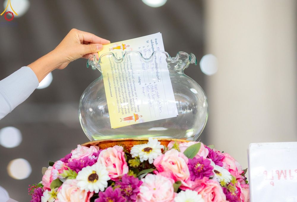 ภาพ No.177342:พิธีถวายภัตตาหารเมนูสวรรค์ และพิธีบุพเปตพลี ครั้งที่ 158 ร่วมอุทิศบุญแด่หมู่ญาติที่ล่วงลับไปแล้ว และสืบทอดอายุพระพุทธศาสนา ณ วัดพระธรรมกาย วันที่ 30 พฤศจิกายน พ.ศ.2567 (วันพระ แรม 15 ค่ำ เดือน 12)