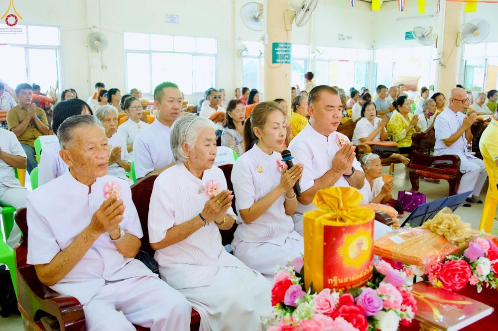 ภาพ No.258482:วันที่ 18 ตุลาคม พ.ศ. 2568 พิธีทอดกฐินสามัคคีทั่วไทย 30,000 วัด โดยคณะศิษยานุศิษย์ บูชาธรรม 81 ปี หลวงพ่อธัมมชโย ณ วัดนิคมซอย25 จังหวัดสระบุรี