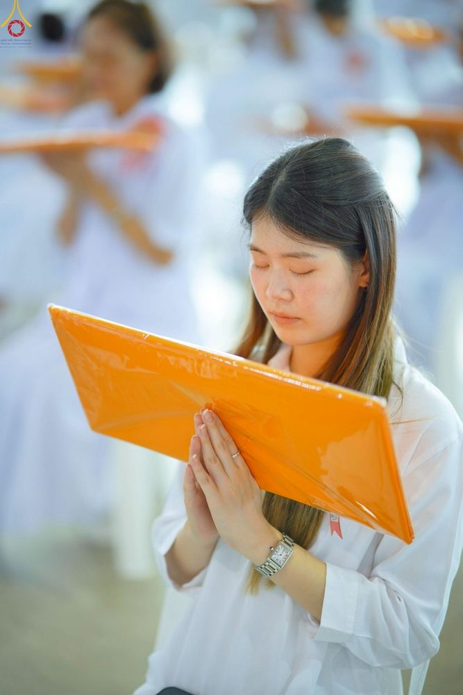 ภาพ No.251529:วันที่ 10 ตุลาคม พ.ศ. 2568 พิธีทอดผ้าป่าสมทบกฐินวัดพระธรรมกาย และสมทบกฐิน 30,000 กว่าวัดทั่วประเทศ ครั้งที่ 3 ณ สภาธรรมกายสากล วัดพระธรรมกาย