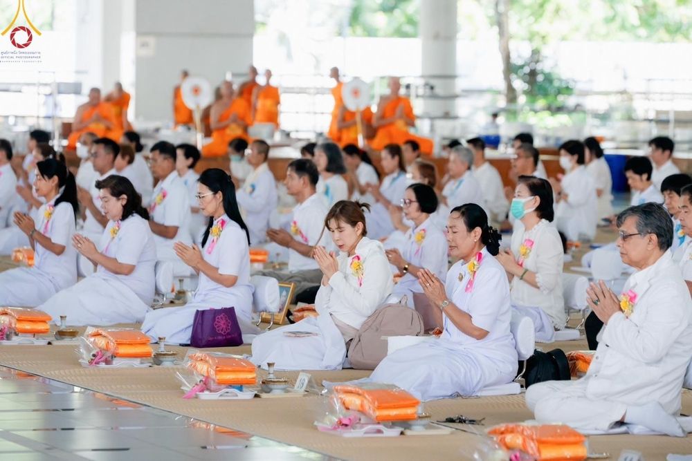 ภาพ No.167385:พิธีบุพเปตพลี ครั้งที่ 157 ร่วมอุทิศบุญกุศลแด่หมู่ญาติที่ล่วงลับไปแล้ว และสืบทอดอายุพระพุทธศาสนา วันพฤหัสที่ 31 ตุลาคม พ.ศ. 2567 (วันพระ แรม 14 ค่ำ เดือน 11) ณ หอฉันคุณยายอาจารย์ฯ วัดพระธรรมกาย