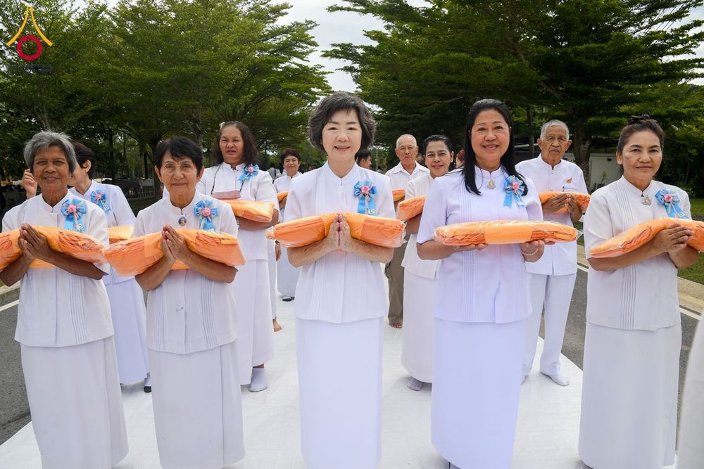 ภาพ No.166976:พิธีทอดกฐินสามัคคี เพื่อปรับปรุงระบบสาธารณูปการ ณ ศูนย์ปฏิบัติธรรมภาคใต้ อ.บางกล่ำ จ.สงขลา วันอาทิตย์ที่ 20 ตุลาคม พ.ศ. 2567
