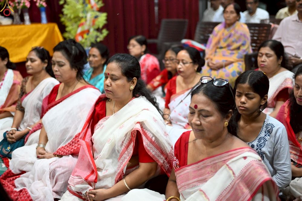 ภาพ No.263424:วันที่ 17 ตุลาคม พ.ศ. 2568 ทอดกฐินสมทบวัดต่างประเทศ ณ ศูนย์เผยแผ่พุทธรัตนะ กรุงเดลลี ประเทศอินเดีย 