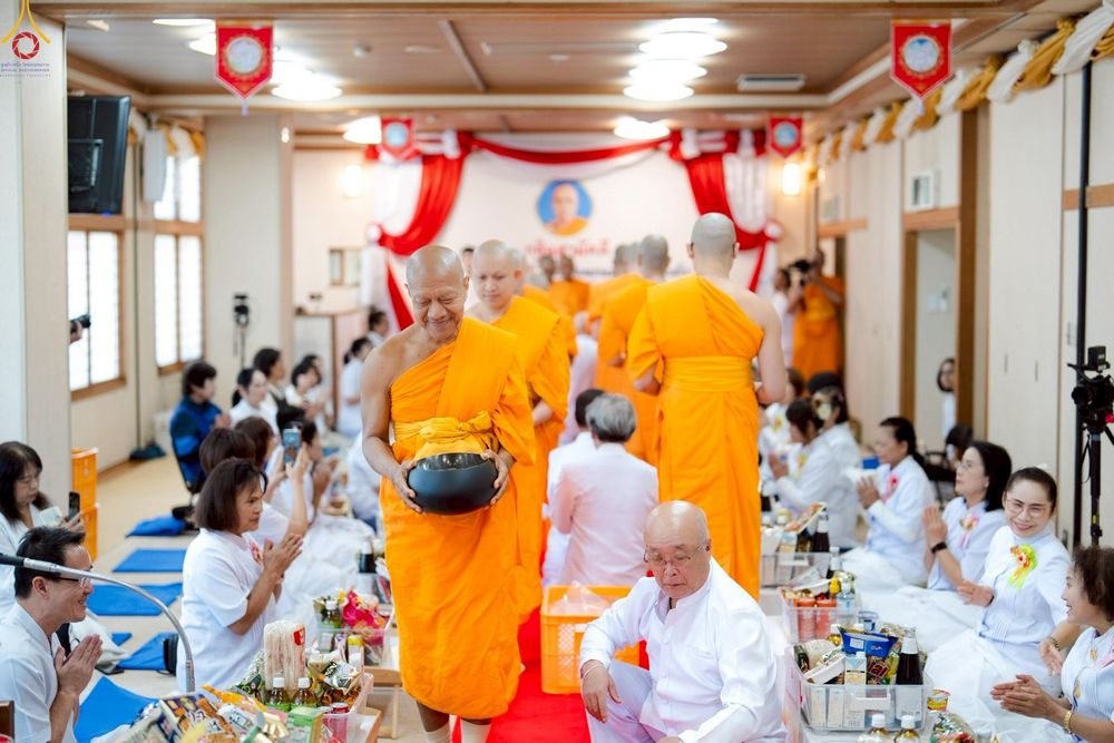 ภาพ No.261735:วันที่ 17 ตุลาคม พ.ศ. 2568 พิธีทอดกฐินวัดพระธรรมกายนางาโน่ ประเทศญี่ปุ่น  "เชื่อมสายบุญพระผู้ปราบมาร" บูชาธรรม 141 ปี พระมงคลเทพมุนี (สด จนฺทสโร)