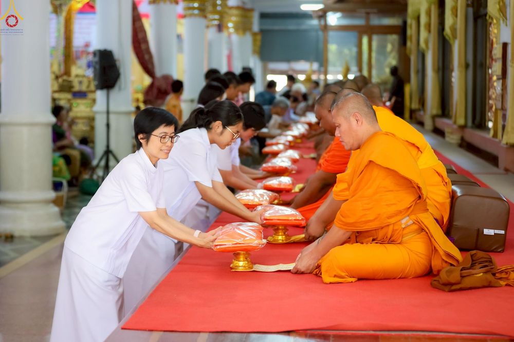 ภาพ No.258242:วันที่ 12 ตุลาคม พ.ศ. 2568 พิธีทอดกฐินสามัคคีทั่วไทย 30,000 วัด โดยคณะศิษยานุศิษย์ บูชาธรรม 81 ปี หลวงพ่อธัมมชโย ณ วัดวังทองวราราม อ.วังทอง จ.พิษณุโลก